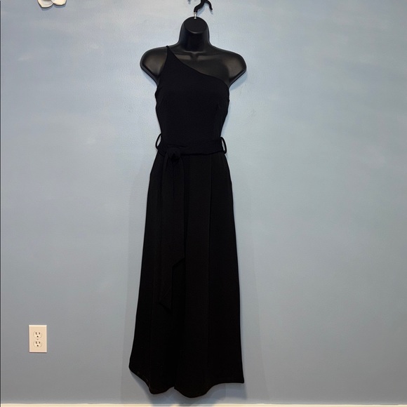 Caracilia Chic Black One-Shoulder Cropped Jumpsuit with Tie Waist Size Small NWT - Picture 2 of 11